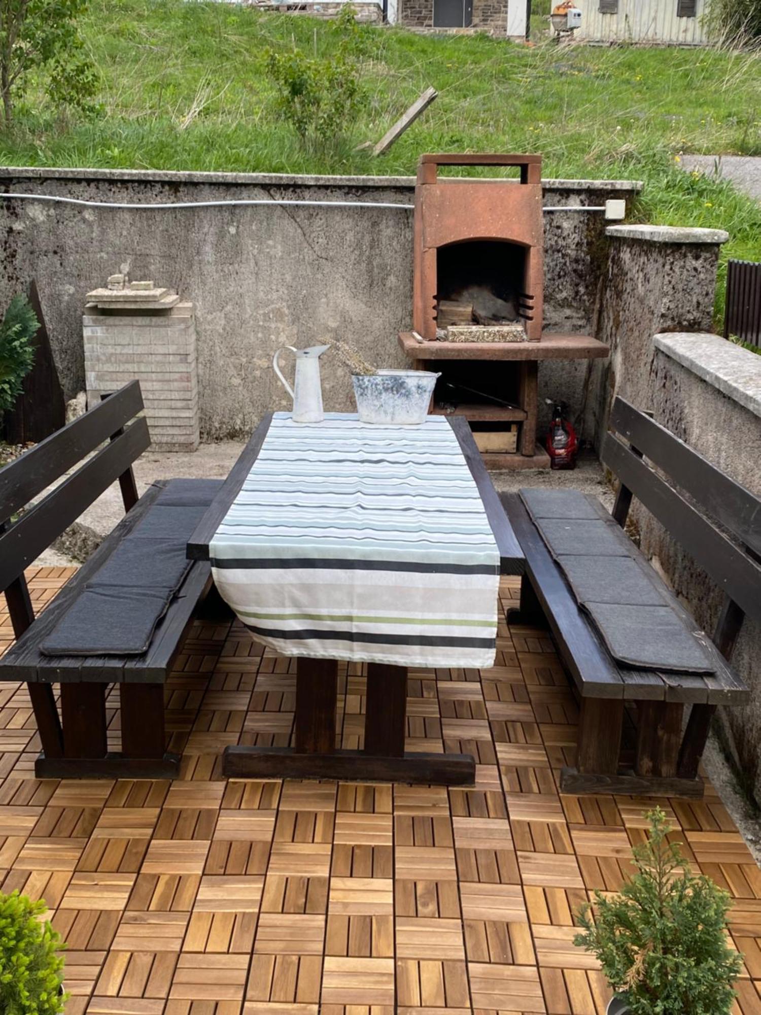 Apartments Vjeverica Zelin Mrzlovodicki Екстериор снимка